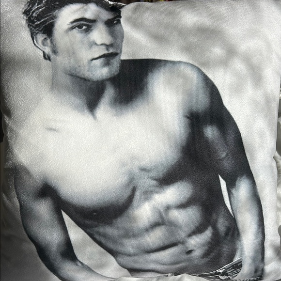 Robert Patterson Monochrome Decorative Pillow. Like New - Picture 3 of 3